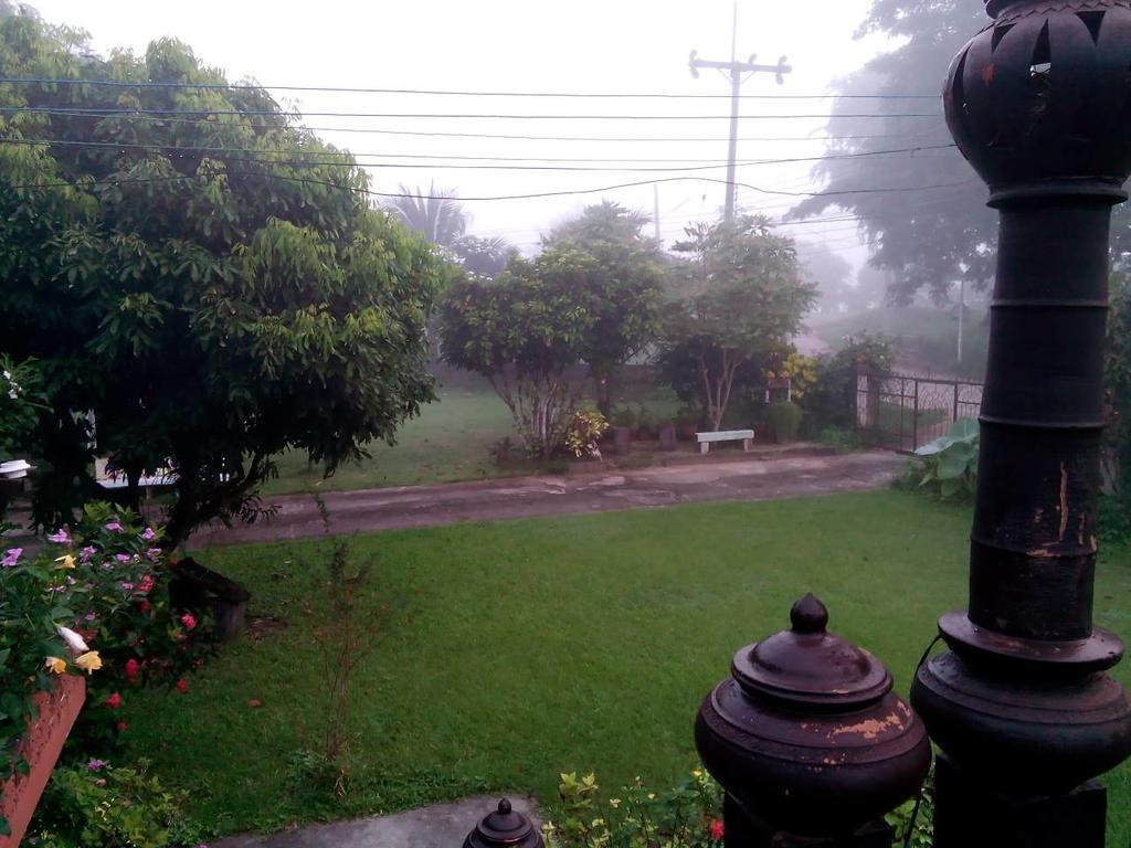 Oui Kaew Homestay Phayao Luaran gambar